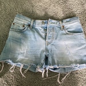 LEVI denim shorts